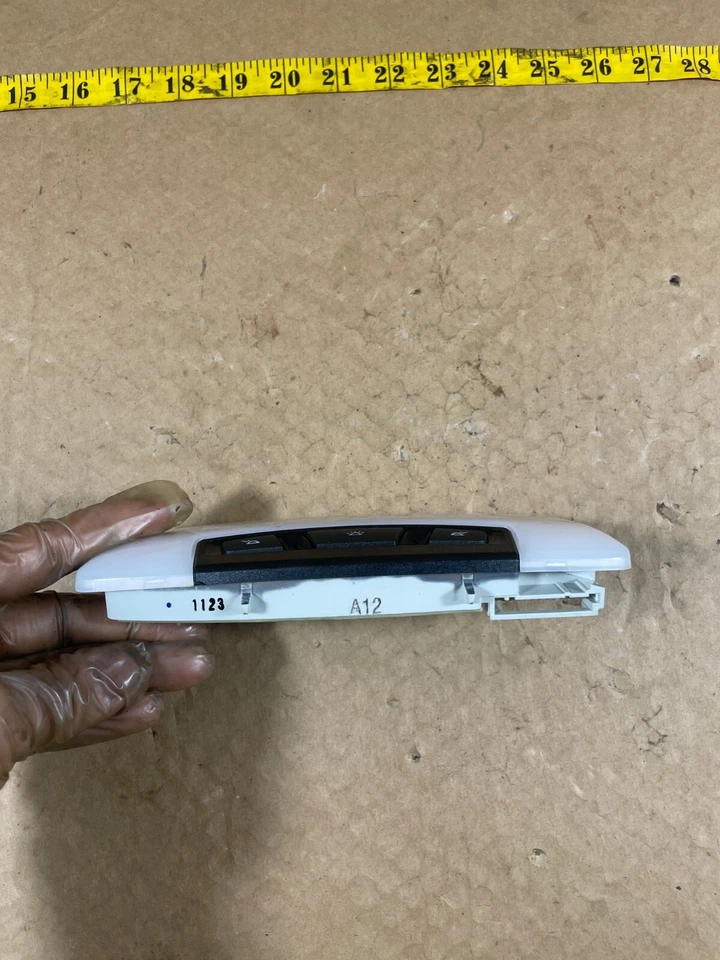 BMW 328I F34 2014-2016 luz domo superior trasera 43927793201 OEM. Foto 3 de 4