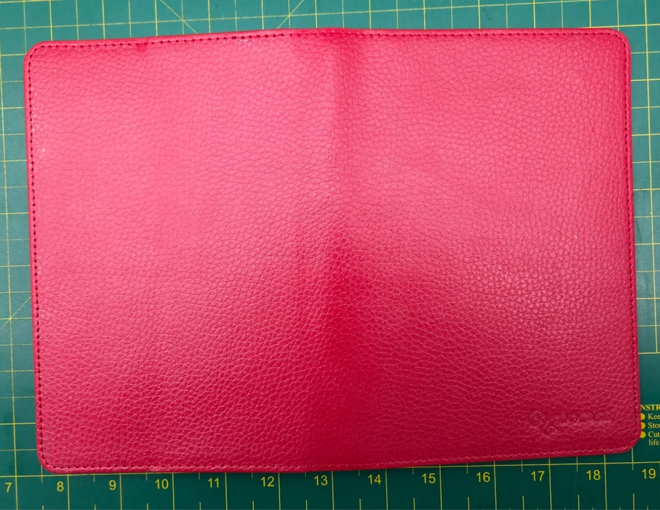 New never used Red Leather roocase folio cover for Kindle Fire 7 inch tablet - Image 2 of 4