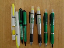 HESS OIL COMPANY 8 PIECE VARIED LOT OF HESS ENERGY REAL ESTATE RESOURCES PENS