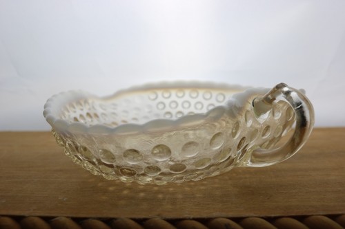 Manija de tazón de colección Fenton corazón delicioso hobnail transparente vieira opalescente - Imagen 7 de 7