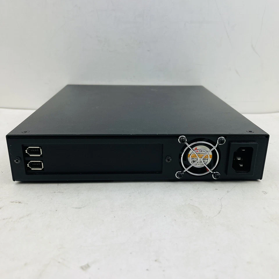 Glyph GT050 Professional Firewire External Hard Drive GT0501F-120 - Image 3 of 4