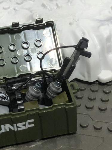 Halo ONI 2x MA5C AR In UNSC Printed Utility Case Build Mega Construx Compatible - Picture 6 of 9