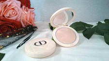 Dior Forever Couture Luminizer Intense Highlighting Powder 02 Pink Glow