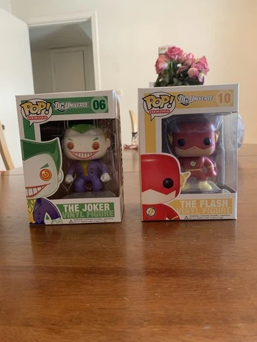 Funko Pop DC Universe Lot (Joker 06, Flash 10) VAULTED (OG Yellow & Green Label)