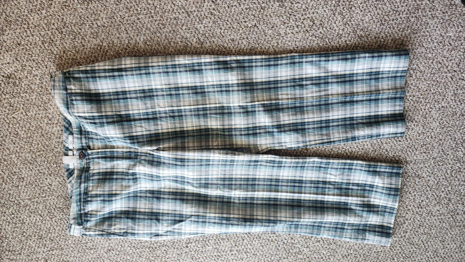 Liz Claiborne LizGolf Audra Bermuda Capris Size 14 Teal Blue Plaid