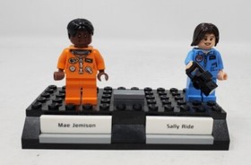 Lot LEGO Women of NASA 21312 Jemison Hamilton Roman Ride Minifigs &  Accessories
