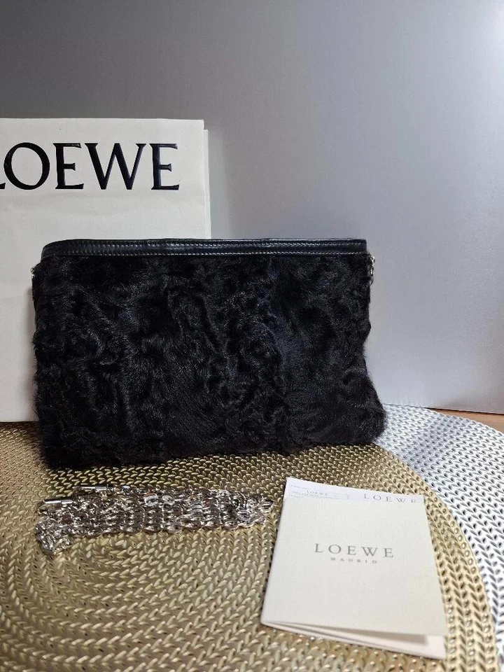 LOEWE Black Fur clutch bag Crossbody chain leather used with Box - Изображение 3 из 4