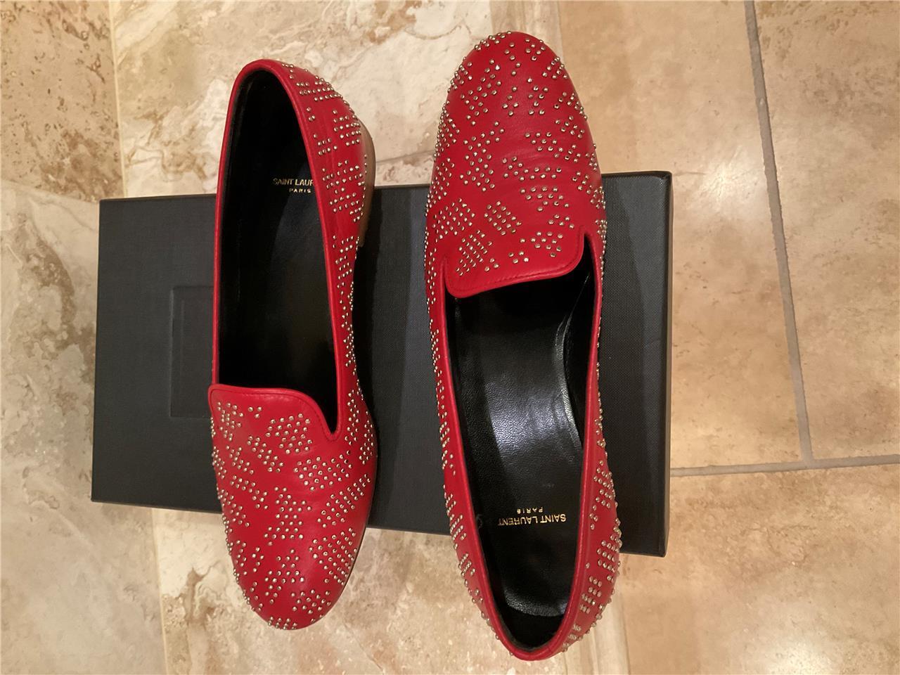 Mocassini Saint Laurent rosso argento con borchie taglia 37 5