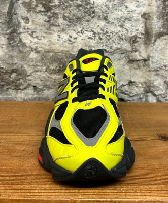 NEW BALANCE 9060 'Tea Tree' Mens U9060NRG Fluorescent Yellow/Black