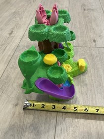 Hatchimals CollEGGtibles Hatchery Nursery Playset