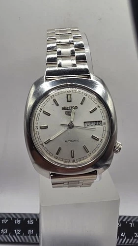 Vintage Turtle Style Seiko 6309 566a Auto  W/Day Date  & Serviced/New Bracelet