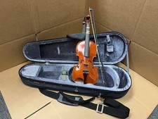 Yamaha 1/4 Student Violin With Case 