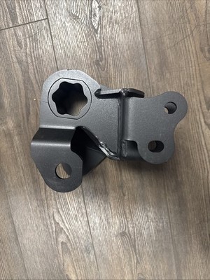 BDS Suspension 4.5 No Torsion Bar Drop Bracket