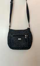 Baggallini Uptown Bagg crossbody purse in a black floral blossom pattern