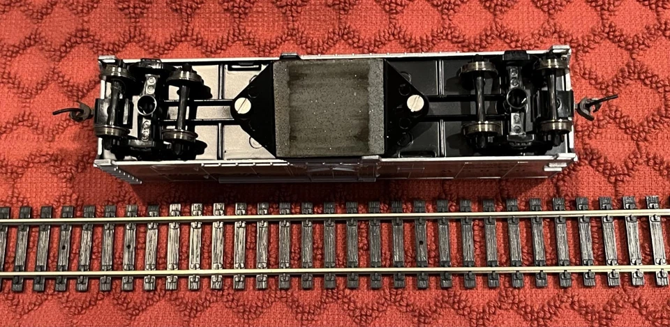 Walthers 931-1482 HO Denver & Rio Grande Western Track Cleaning Boxcar #69035 - Image 4 of 4