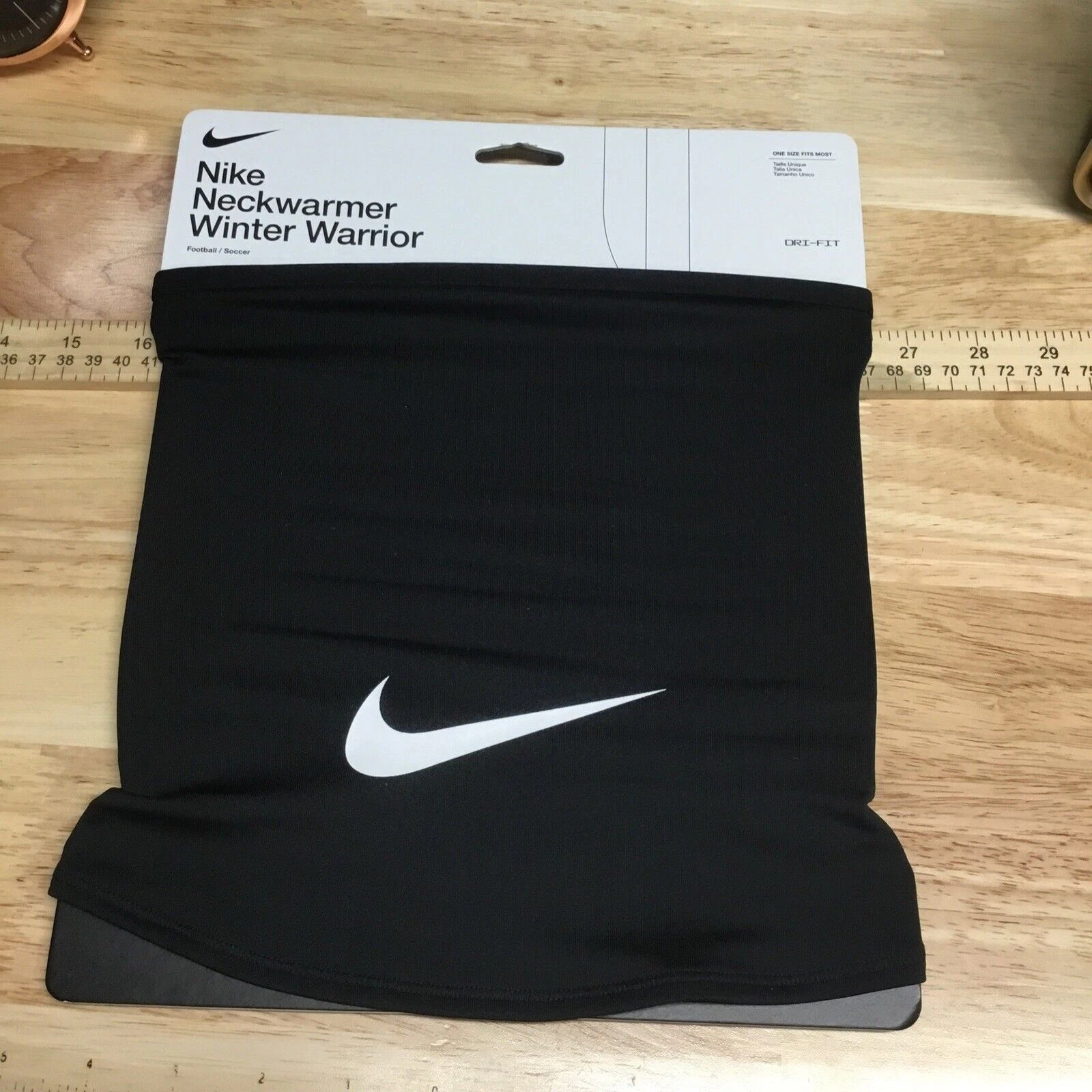 Nike Neck Warmer Winter Warrior Snood Black Face Cover DC9161-011 Brand New
Opens in a new window or