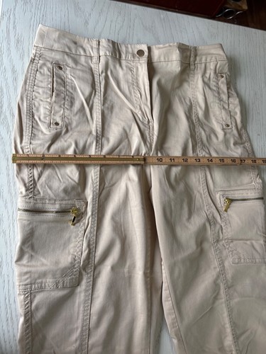 Chico's Women's Khaki Comfort Waist Luxe Utility Crops Size 0.5 - Picture 9 of 9