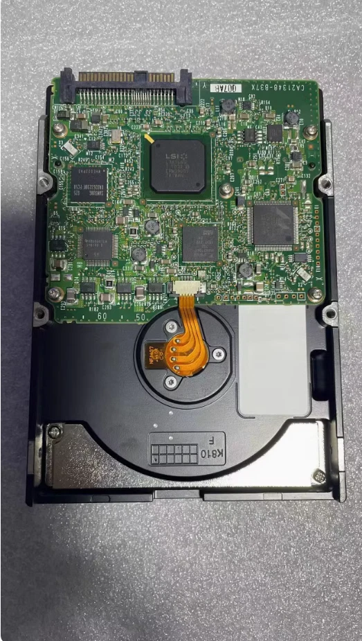 Genuine Fujitsu IBM 147GB 3.5" 15K SAS HDD MBA3147RC CA06778-923100LN 67Y2512 - Image 2 of 2