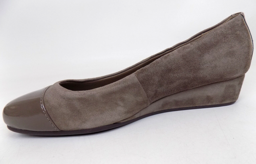 Easy Spirit Gracey Taupe Gray Suede Low Wedge Heels Women's Shoes Size 8.0 Wide - Picture 4 of 12