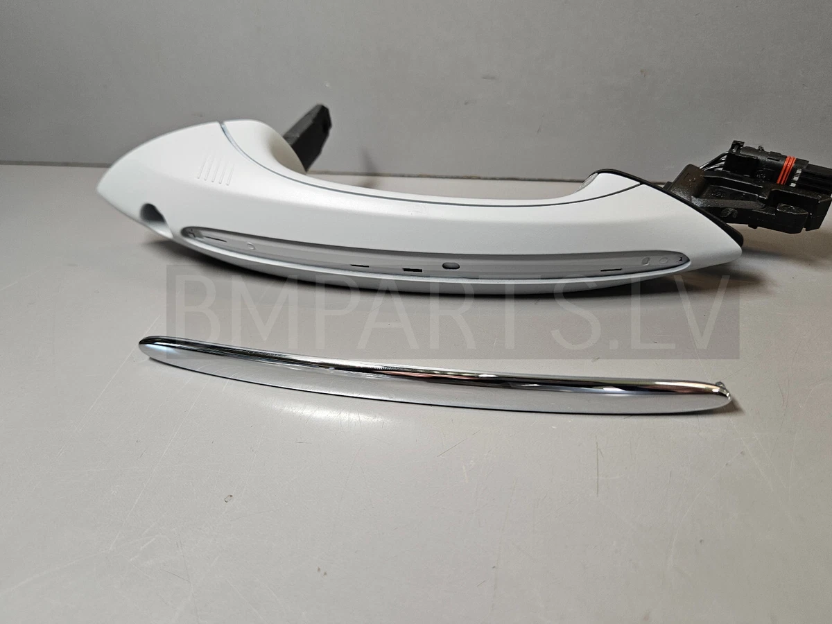 NEW GENUINE BMW F07 F10 F11 RHD DOOR HANDLE RIGHT PRIMED 7249982 