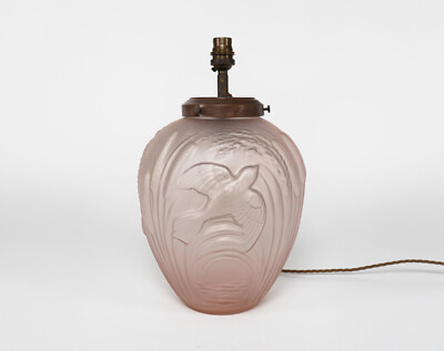 30er Jahre Jobling British Art Deco rosa matt Glas Tischlampe mit Vogel & Mais Design