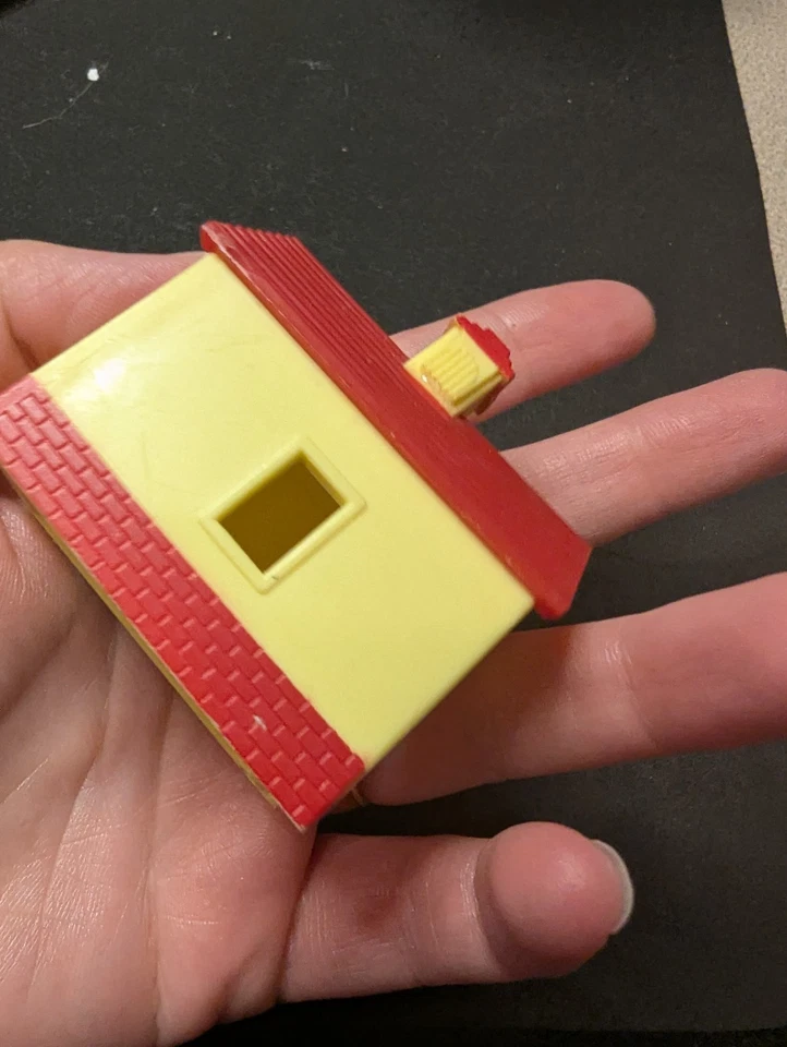 Micro Machines Tool Box Super City Building Tony's Marina Galoob 1988 vintage Foto 3 de 4