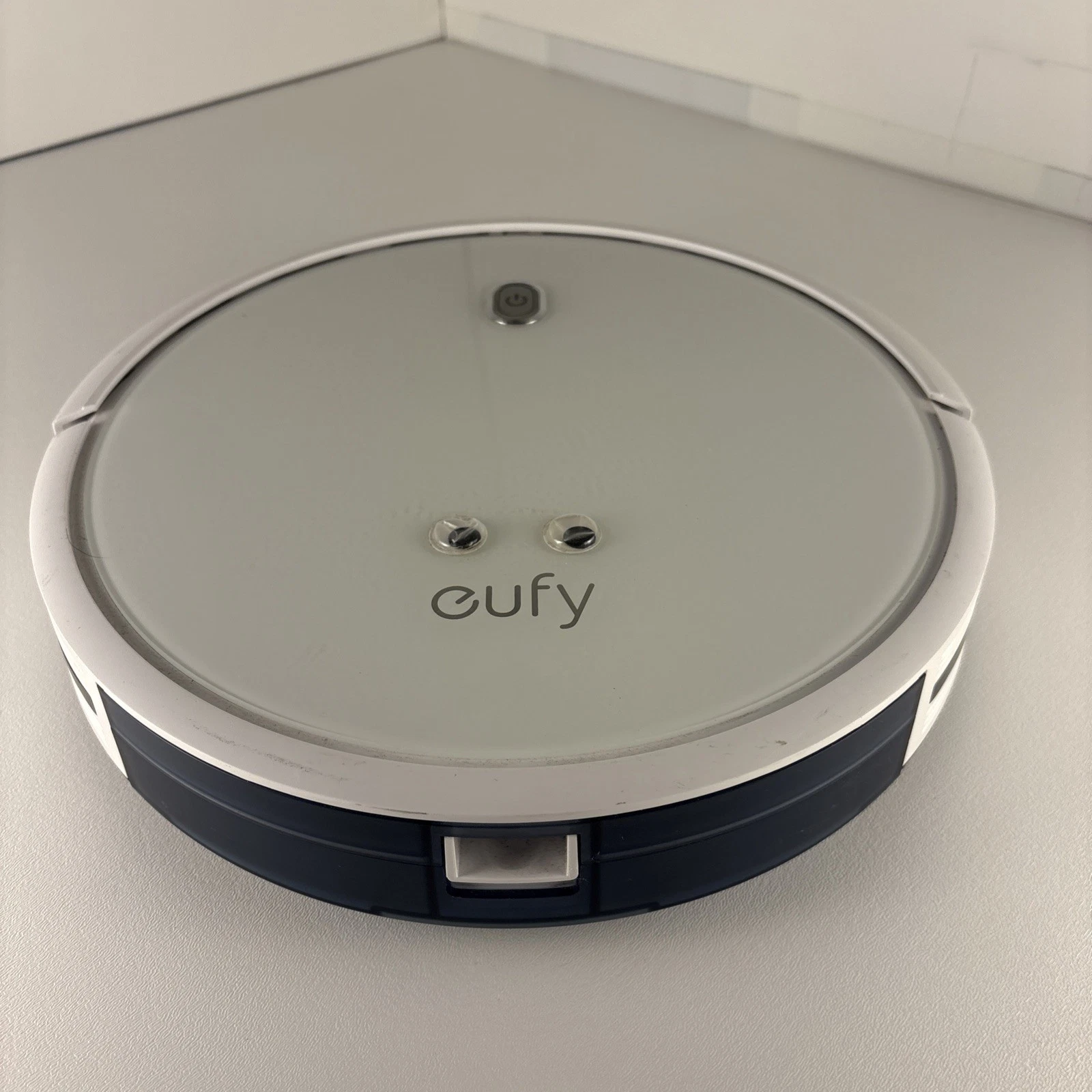 EUFY RoboVac 11S Robot Vacuum Model T2108 and Owner's Manual - PARTS ONLY