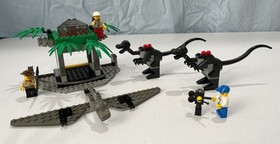 LEGO 1370 Studios Jurassic Park III: Raptor Rumble 100% Complete w/Box & Manual