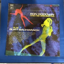 Ron Goodwin & His Orchestra Play Burt Bacharach - 1972 Vinyl LP - TWO 373