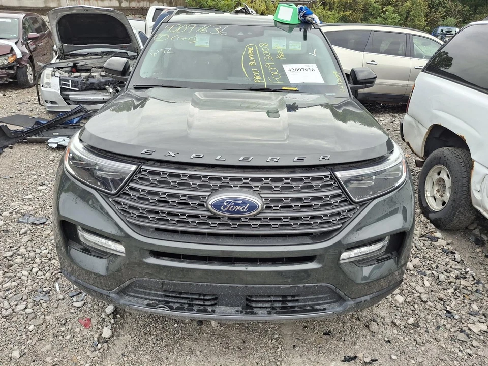 Used ABS Pump and Motor Assembly fits: 2022 Ford Explorer booster master and ABS - Image 2 of 4