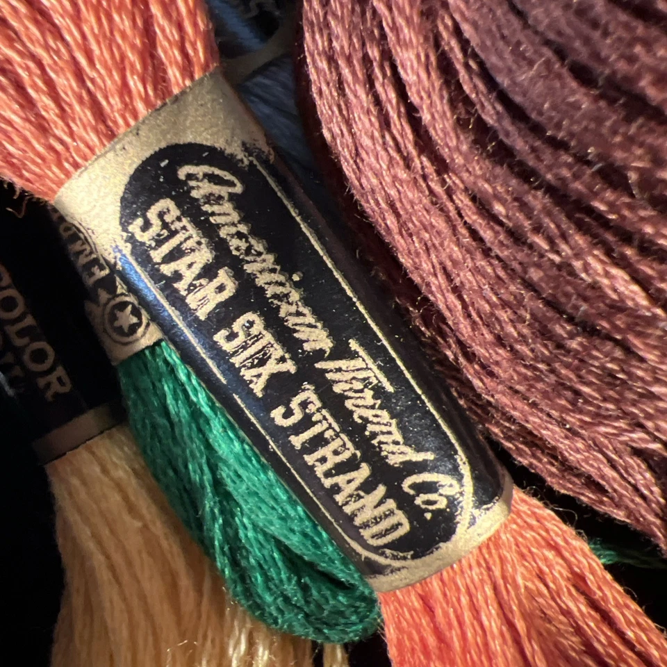 Lot Of 70+ Vintage Embroidery Floss American Thread|J &P Coats|Plus Loose Thread - Image 4 of 4