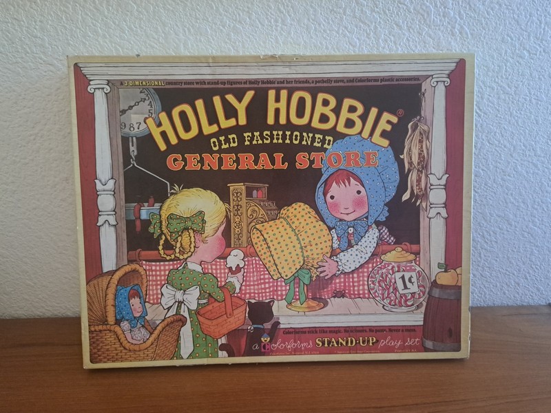 Holly Hobbie Old Fashioned General Store Colorforms Play Set 1978