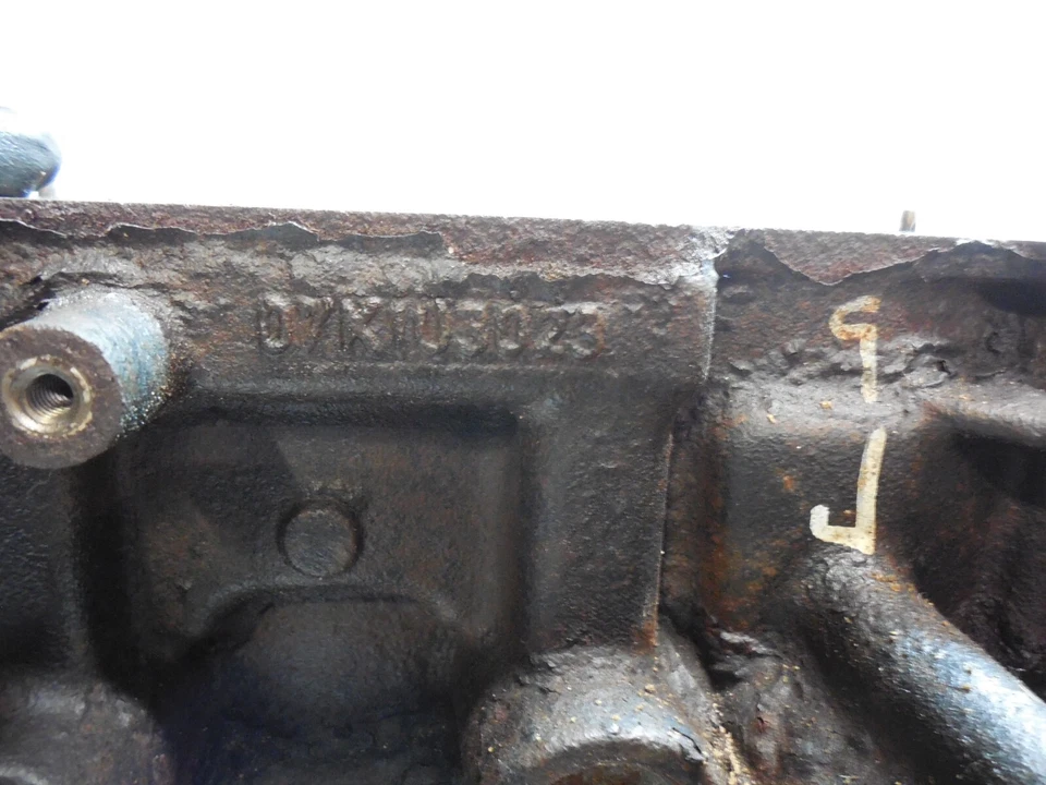 06-10 VW Volkswagen Beetle 2.5L I5 Bare Iron Engine Block Cylinder Block Jetta - Image 2 of 4