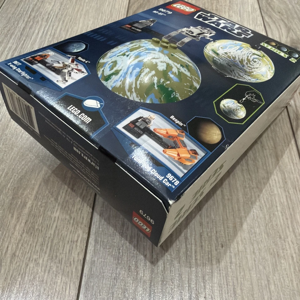 LEGO Star Wars: AT-ST & Endor (9679) - Image 4 of 4