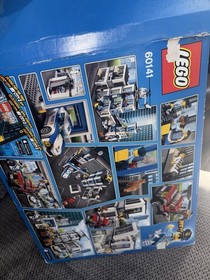 LEGO CITY: Police Station (60141)