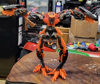 F*D様 トランスフォーマー ザ・フォールン 新品 入手困難 海外 Target Transformers Revenge of the Fallen RotF Voyager The Fallen Target
