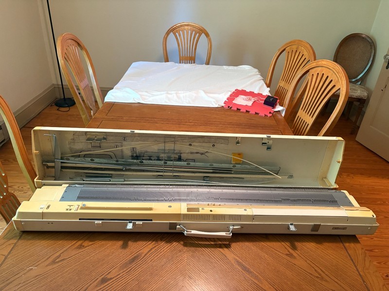 Knitking Compuknit IV Knitting Machine