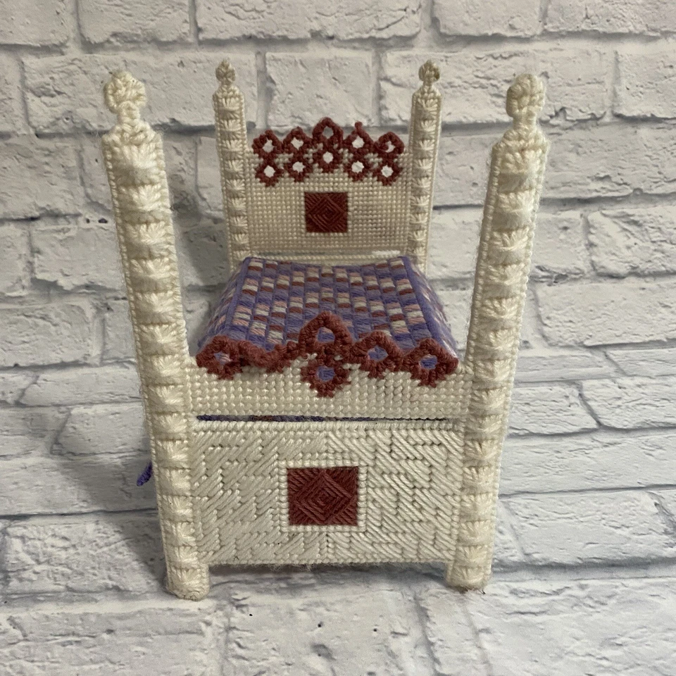 Handmade Doll Bed Pattern Design Crochet DIY Cute Pastel Spring Patterned - Image 4 of 4