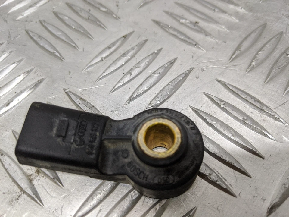 Volkswagen Polo S 55 9n3 Mk4 2006 1198cc Camshaft Position Sensor  03d907601 - Image 3 of 4