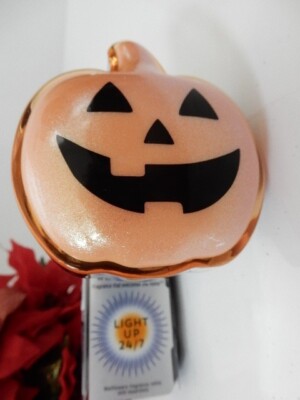 Bath & Body Works Glowing Halloween Jack-O-Lantern Nightlight Wallflower Plug