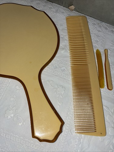 Comò vintage 16 pezzi avorio celluloide bachelite vanità set Marshall Fields usato in ottime condizioni - Foto 4 di 11