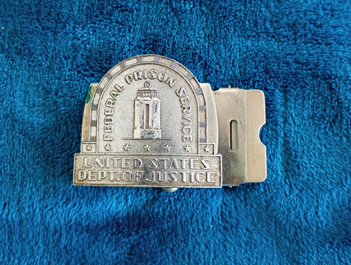 Obsolete U.S. DEPT. OF  JUSTICE PRISON SERVICE  BELT BUCKLE -Pre-1970.