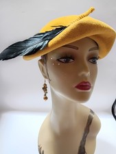 Vtg Gold Velvet Fascinator Ladies Hat Black Feather