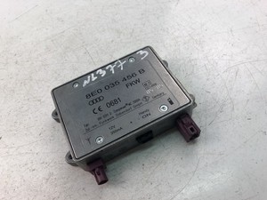 AUDI A4 8EC, B7 Antennenverstärker  8E0035456B 18177149
