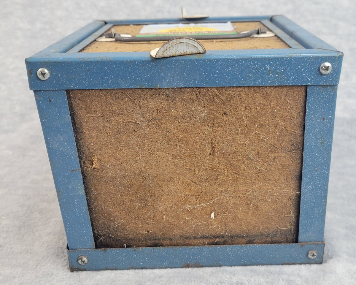 brown bear tackle box Vintage BROWN BEAR BAITS Air Cooled Bait Bed Pittsburgh PA Fishing Bait Box