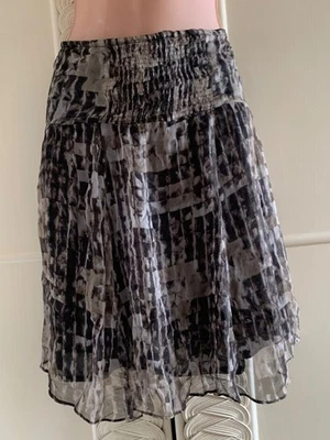 Zara 100% Seide Rock M 42 EUR L 44 Bund Gummizug 45-52 Länge 52 TOP Zustand/ - Bild 1 von 3