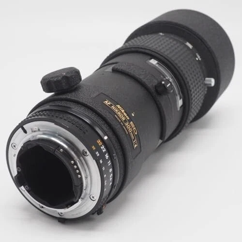 Nikon AF NIKKOR 300mm f/4 ED IF Telephoto Prime single Focus Lens [Excellent+5] - Image 2 of 4