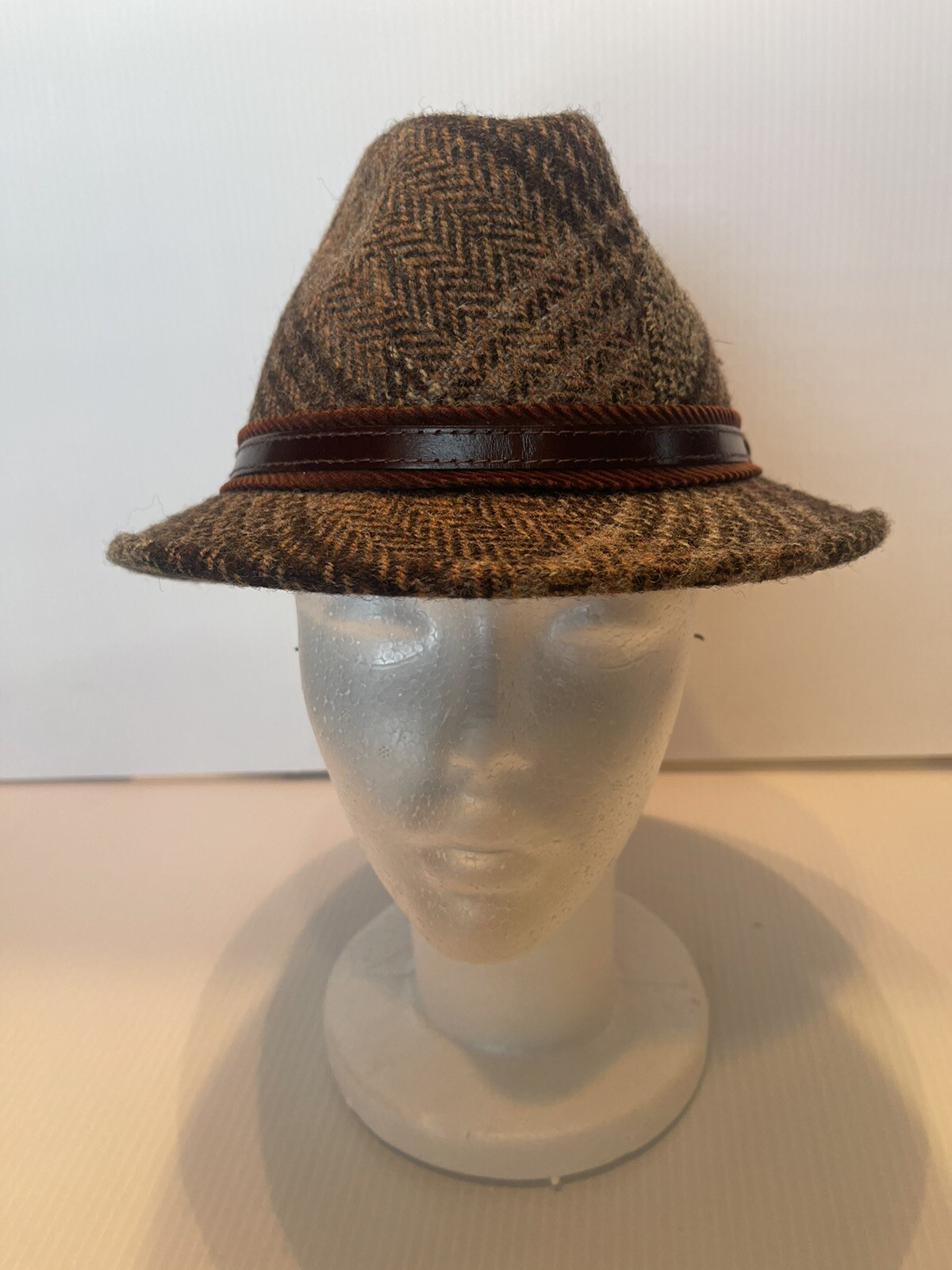 Harris Tweed Patchwork Pattern Brim Corduroy Band… - image 1