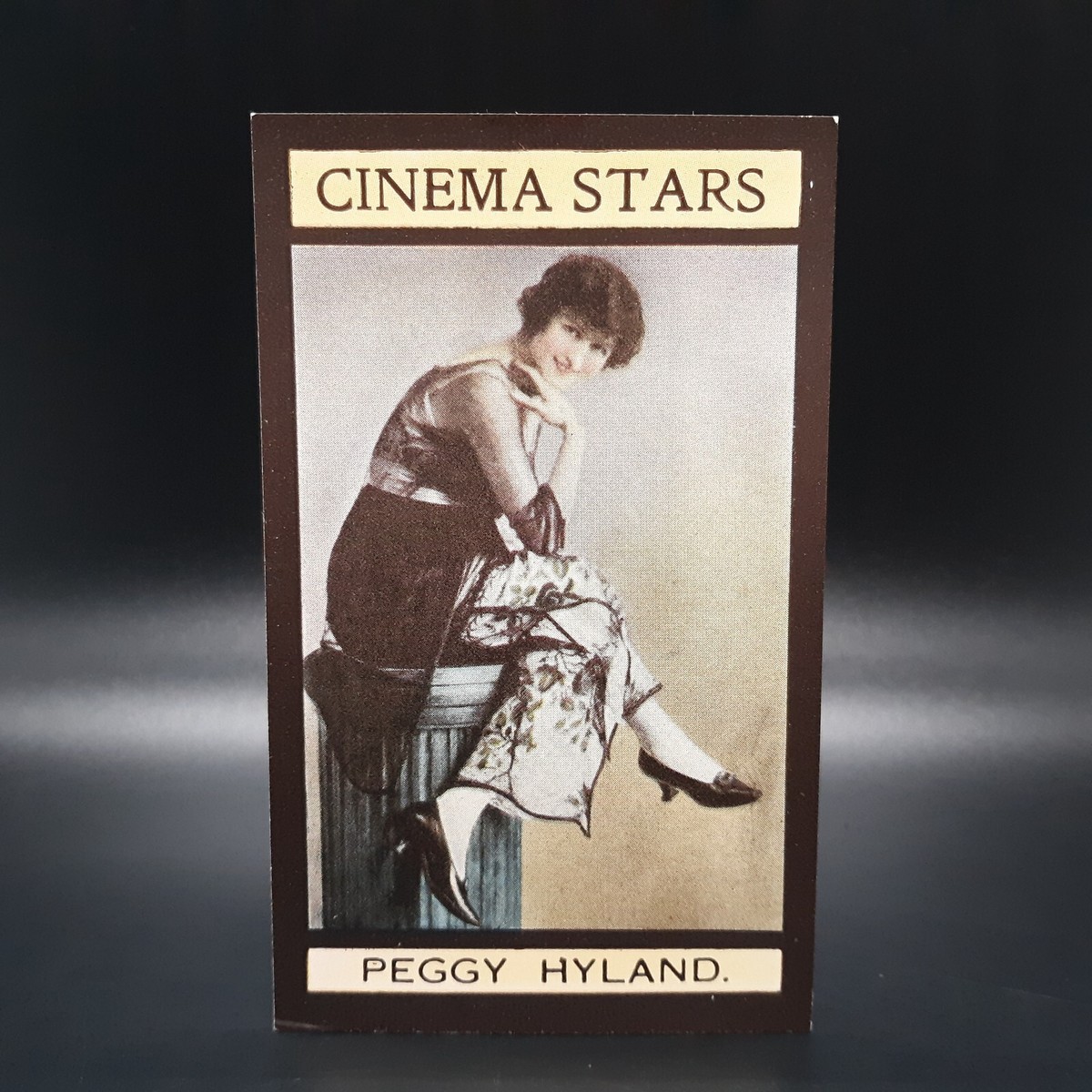 GOLDFLAKE SUPER STAR CLICK&REFRESH