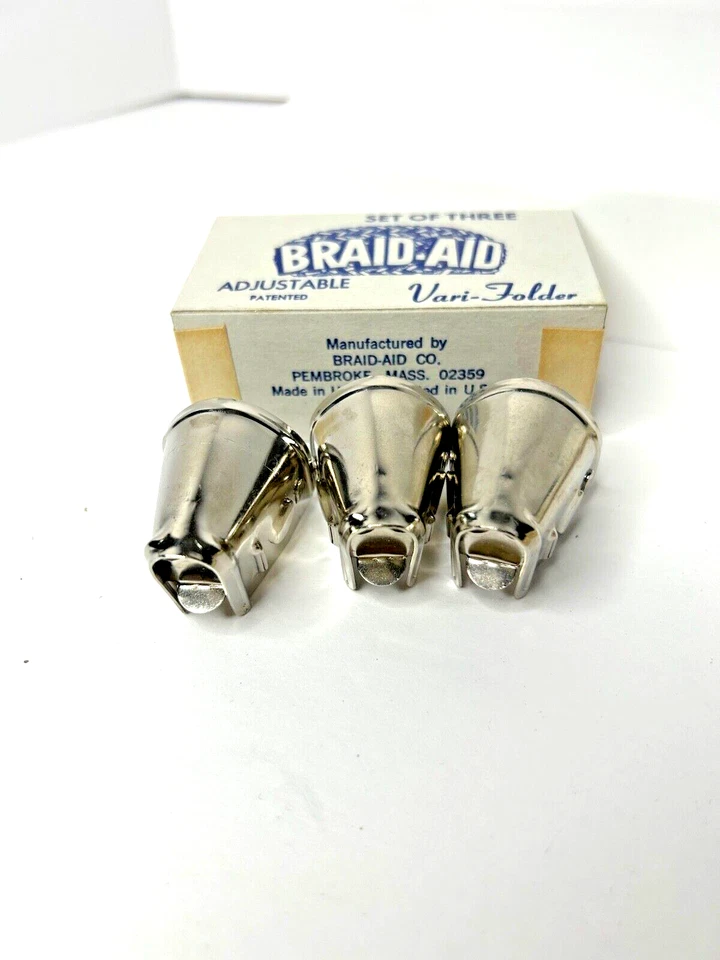 3 Braid-Aid Vari-Folders Fabric Folders Tools Braiding Rugs Loops Reel Aid Box - Image 2 of 4